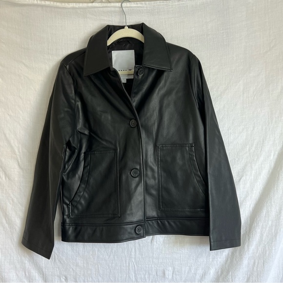 NVLT Jackets & Blazers - NWT NVLT Women’s Vegan Leather Collared Trucker Jacket in Black Size Small